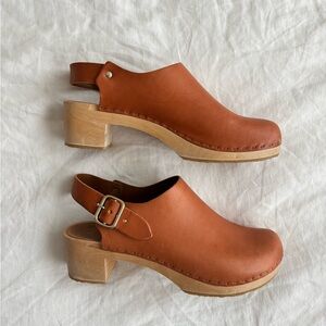 Bryr Daphne in Whiskey Leather